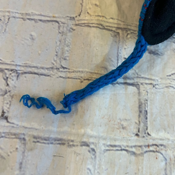 COLUMBIA MADE IN TAIWAN YOUTH SIZE 0/S BEANIE HAT BLUE MULTI COLORED - Picture 7 of 8